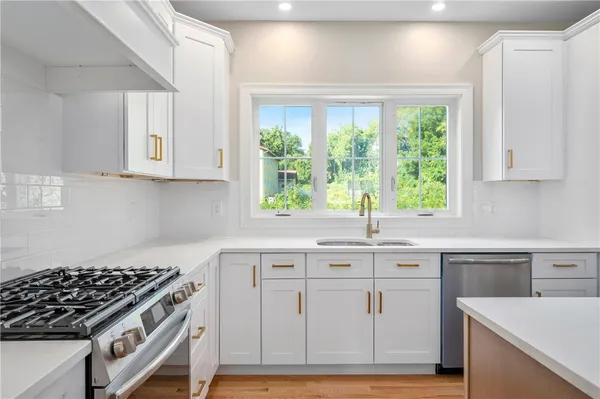 $879,900 | 1796 Old Louisquisset Pike, Lincoln, RI 02865