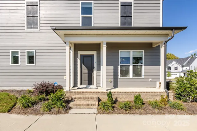 $399,000 | 23109 Clarabelle Drive, Charlotte, NC 28273