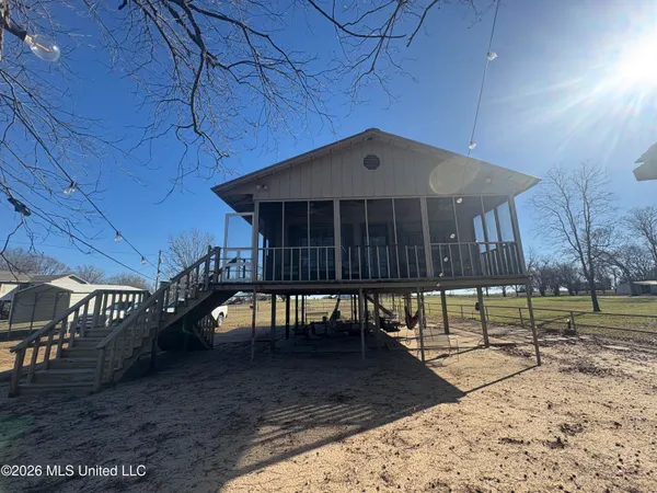 $215,000 | 1899 Deerfield Road, Yazoo City, MS 39194
