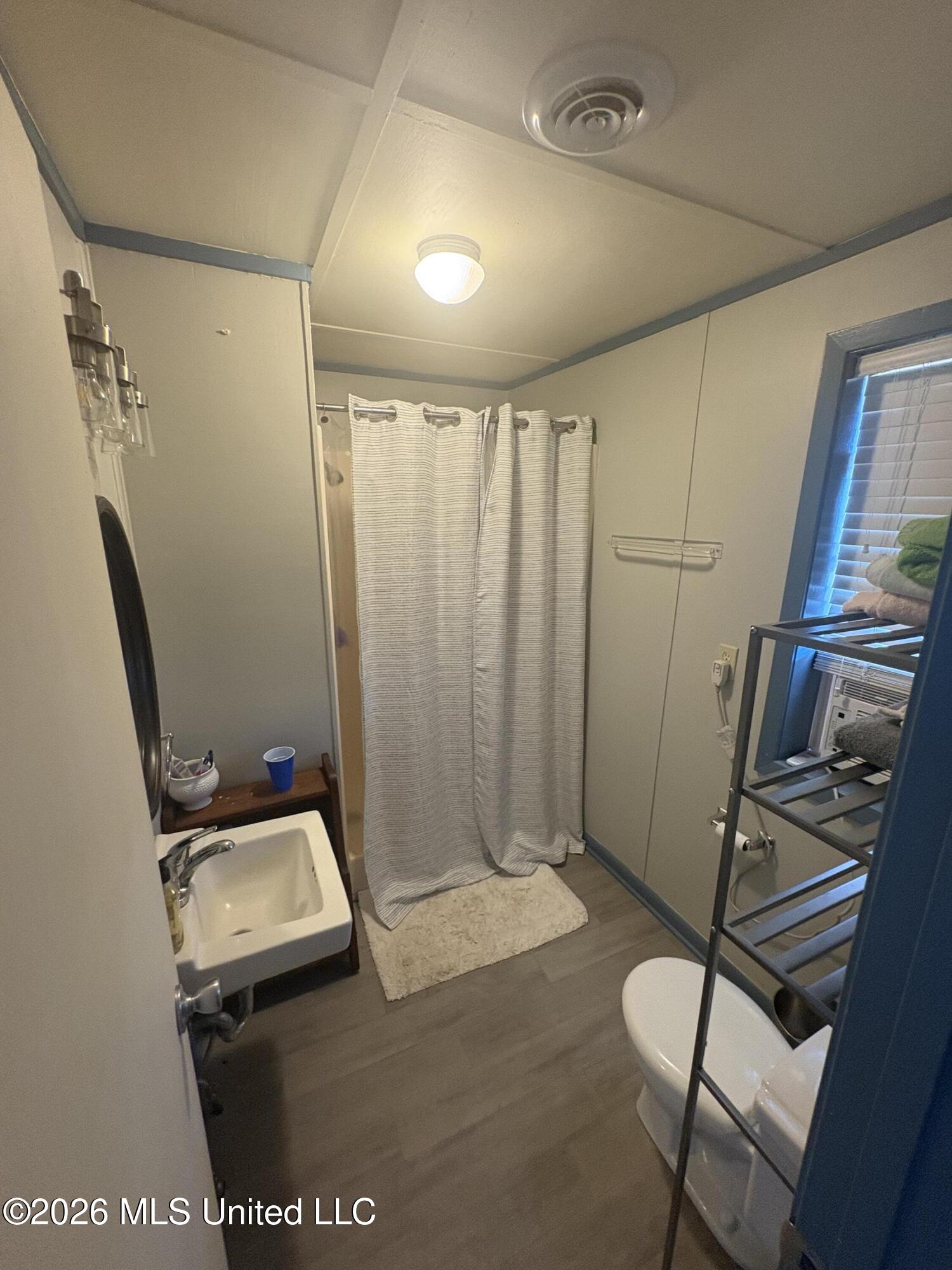 1899 Deerfield Road Yazoo City, MS 39194 - Photo 8 of 14 IMG_5721