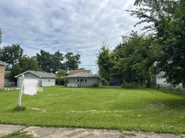 $115,000 | 4223 Elm Avenue, Lyons, IL 60534