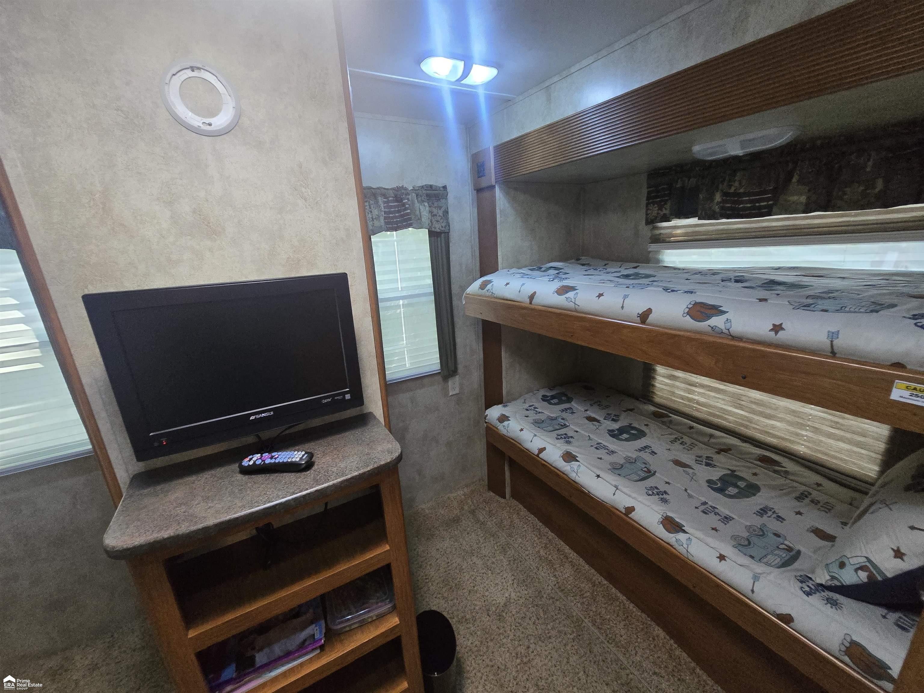 10001 Goodall Road, Unit 57 Durand, MI 48429 - Photo 10 of 21