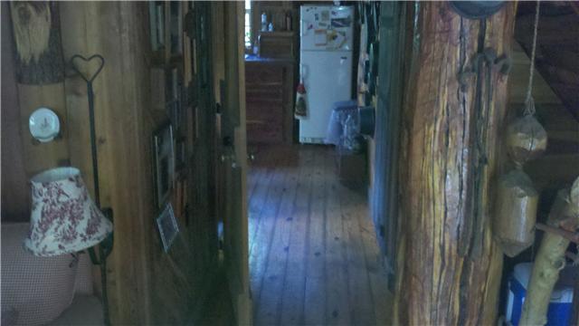 1664 Toms Creek Road Linden, TN 37096 - Photo 4 of 10 Gallery Image 4