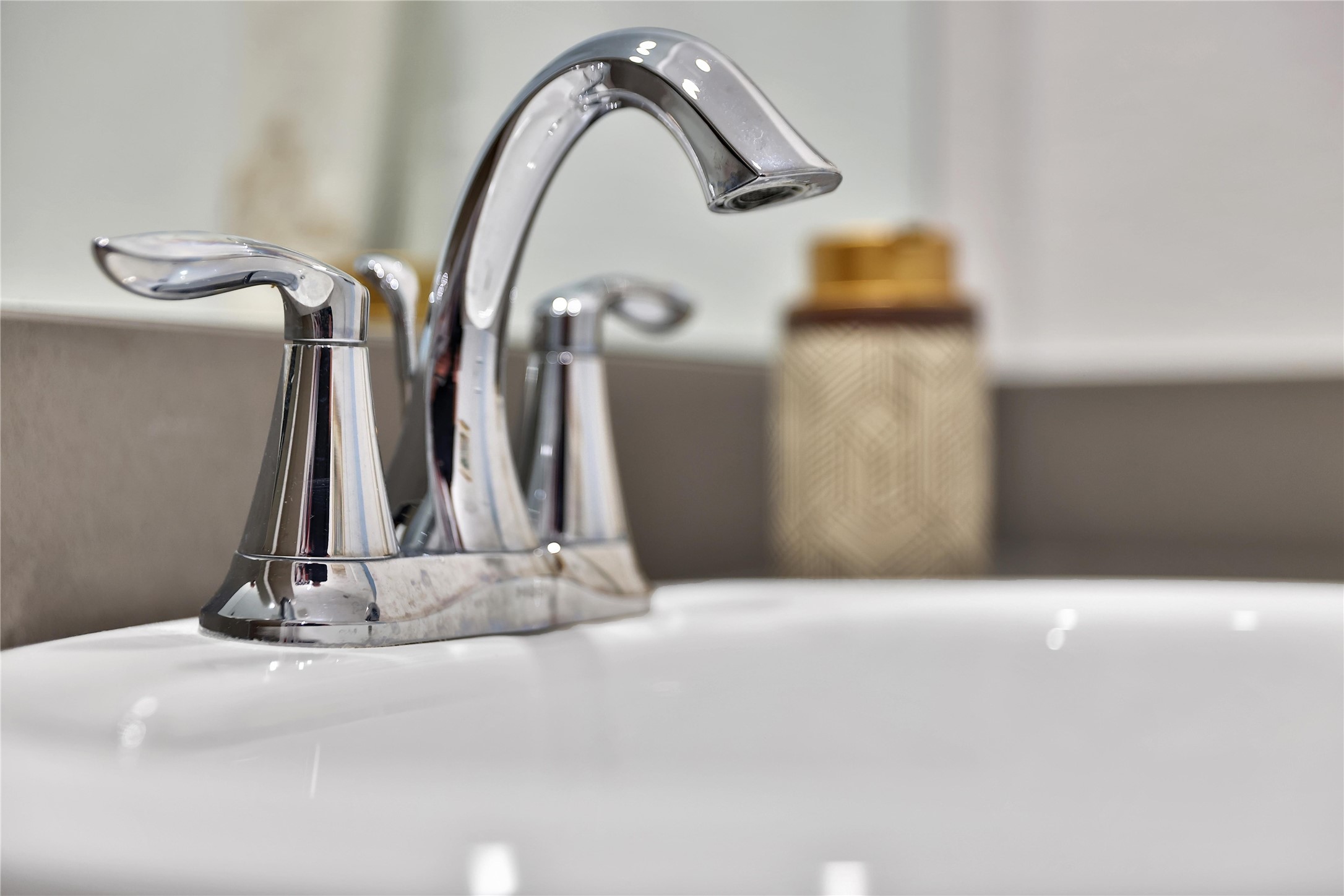 3707 Meadow Breeze Lane Rosenberg, TX 77469 - Photo 10 of 30 a view of a hall with a wooden floor