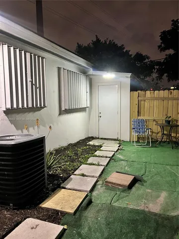 $1,375 | 6400 Fletcher Street, Unit B, Hollywood, FL 33023