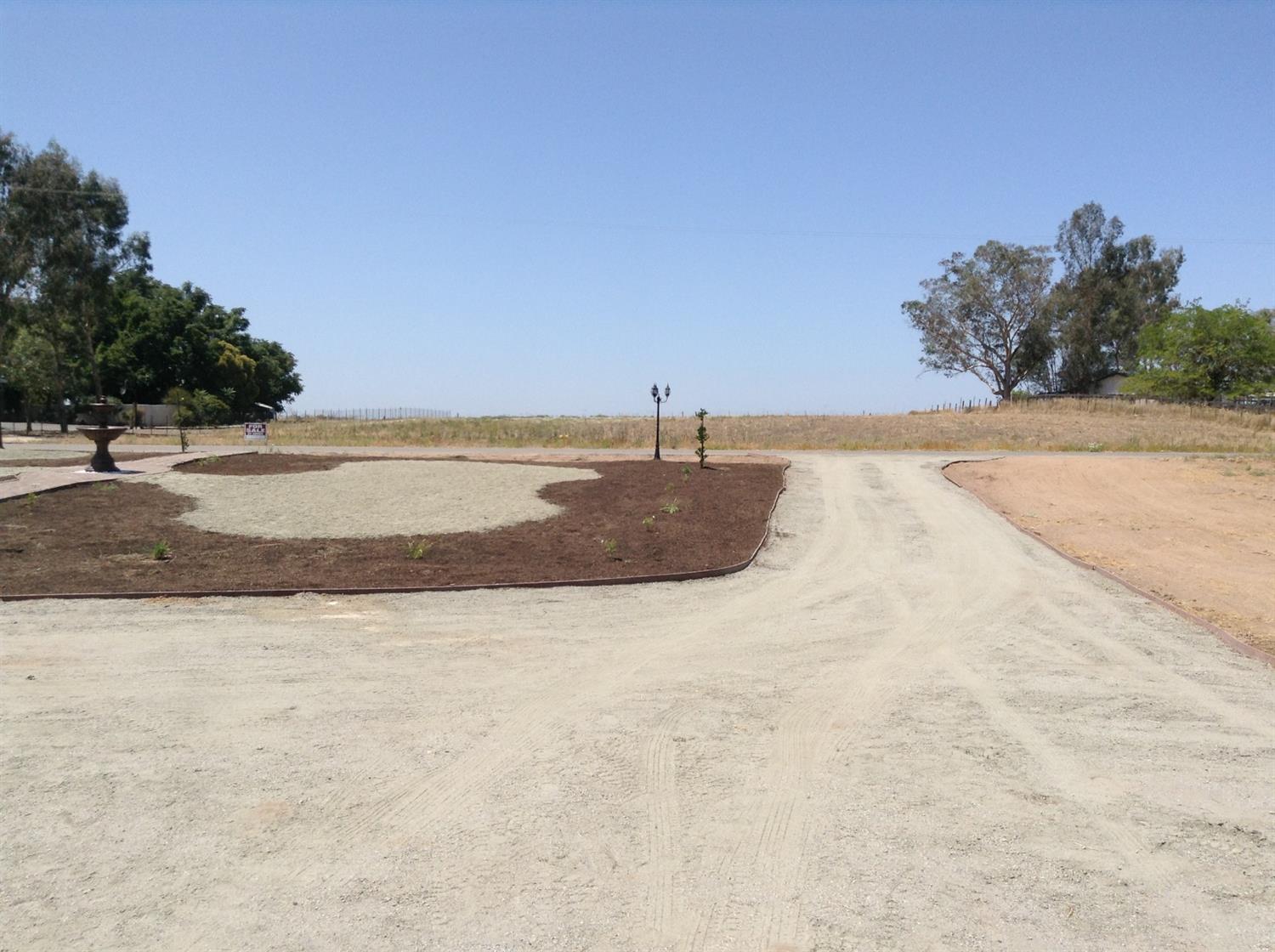 14355 Skyview Road Madera, CA 93636 - Photo 20 of 27 Gallery Image 20