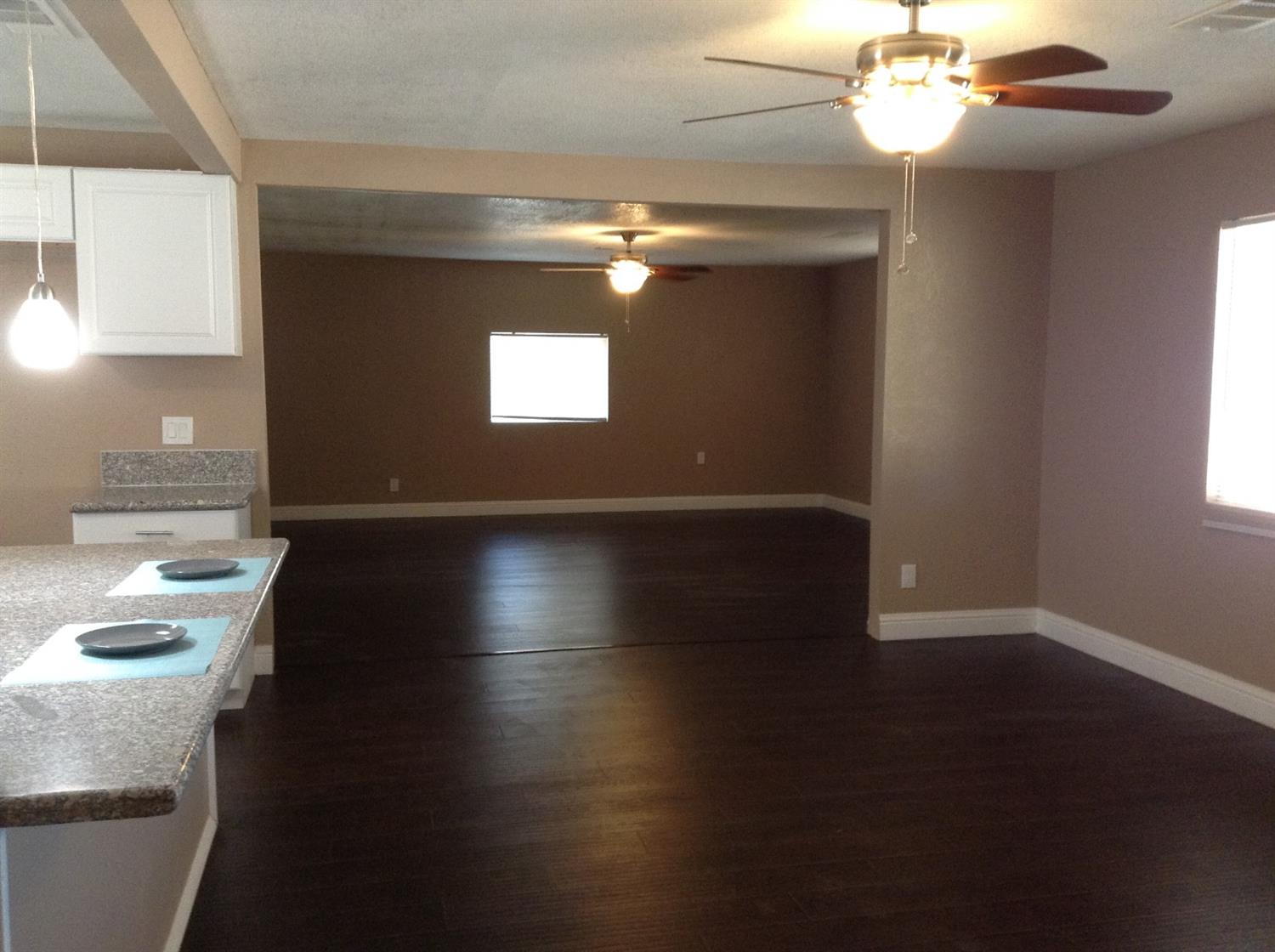 14355 Skyview Road Madera, CA 93636 - Photo 10 of 27 Gallery Image 10
