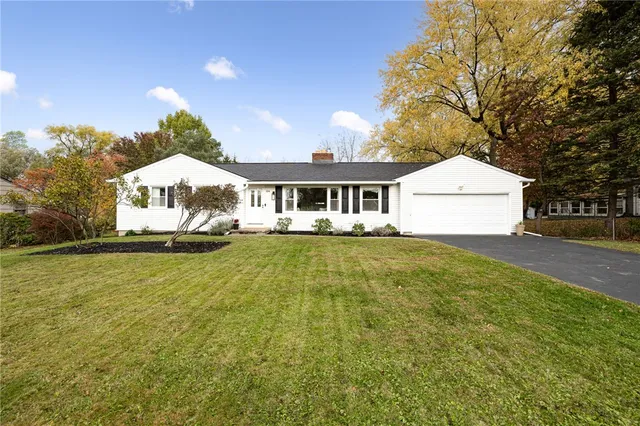 $425,000 | 104 Garnsey Road, Perinton, NY 14534