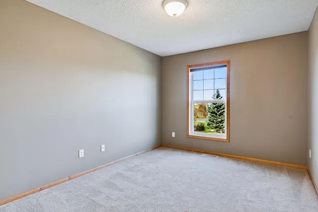 $240,000 | 4810 149th Street North, Unit 4, Hugo, MN 55038