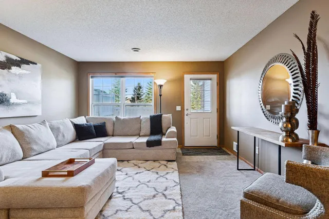 $240,000 | 4810 149th Street North, Unit 4, Hugo, MN 55038