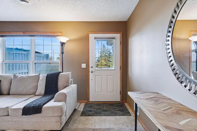 $240,000 | 4810 149th Street North, Unit 4, Hugo, MN 55038