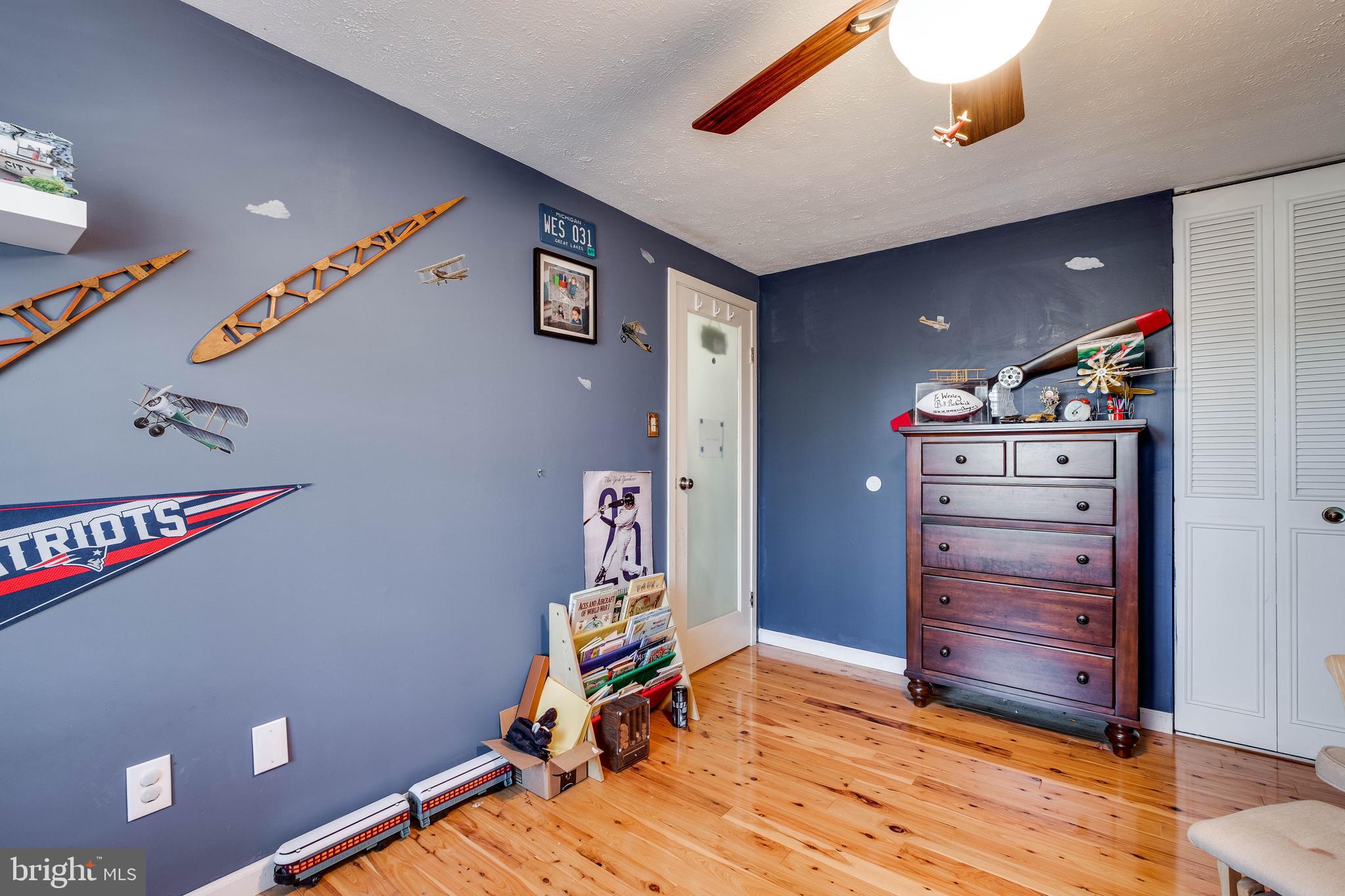 572 Fairview Road Medford, NJ 08055 - Photo 33 of 48 a view of room with furniture and wooden floor