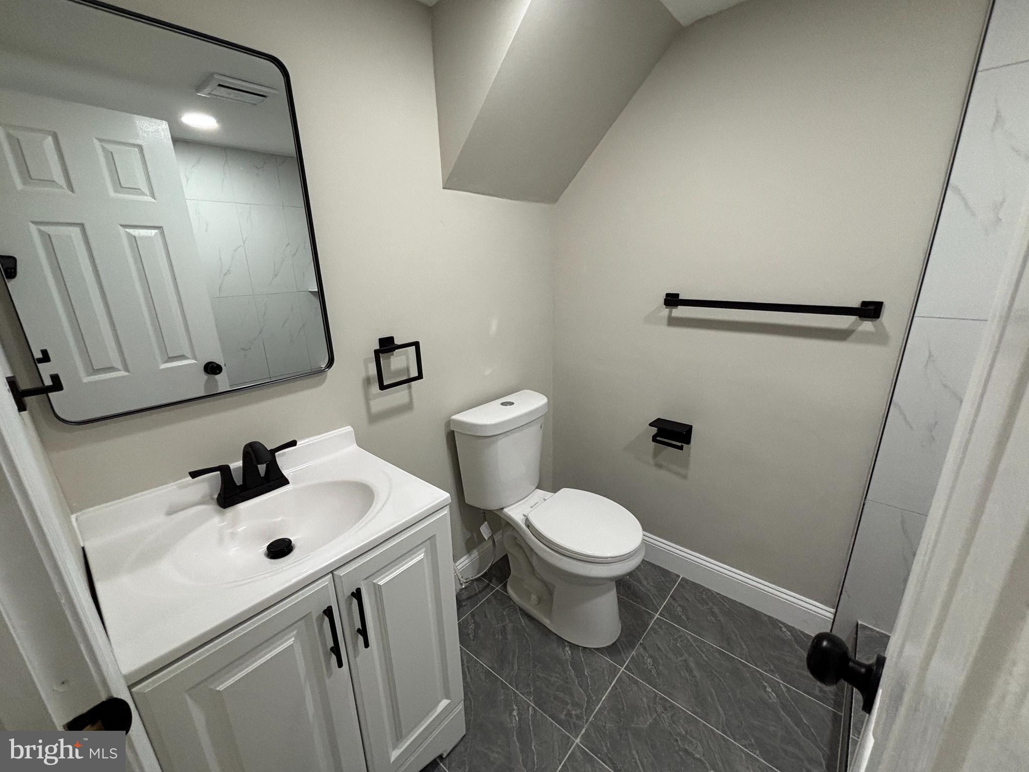 8266 Temple Road Philadelphia, PA 19150 - Photo 30 of 38 Bathroom