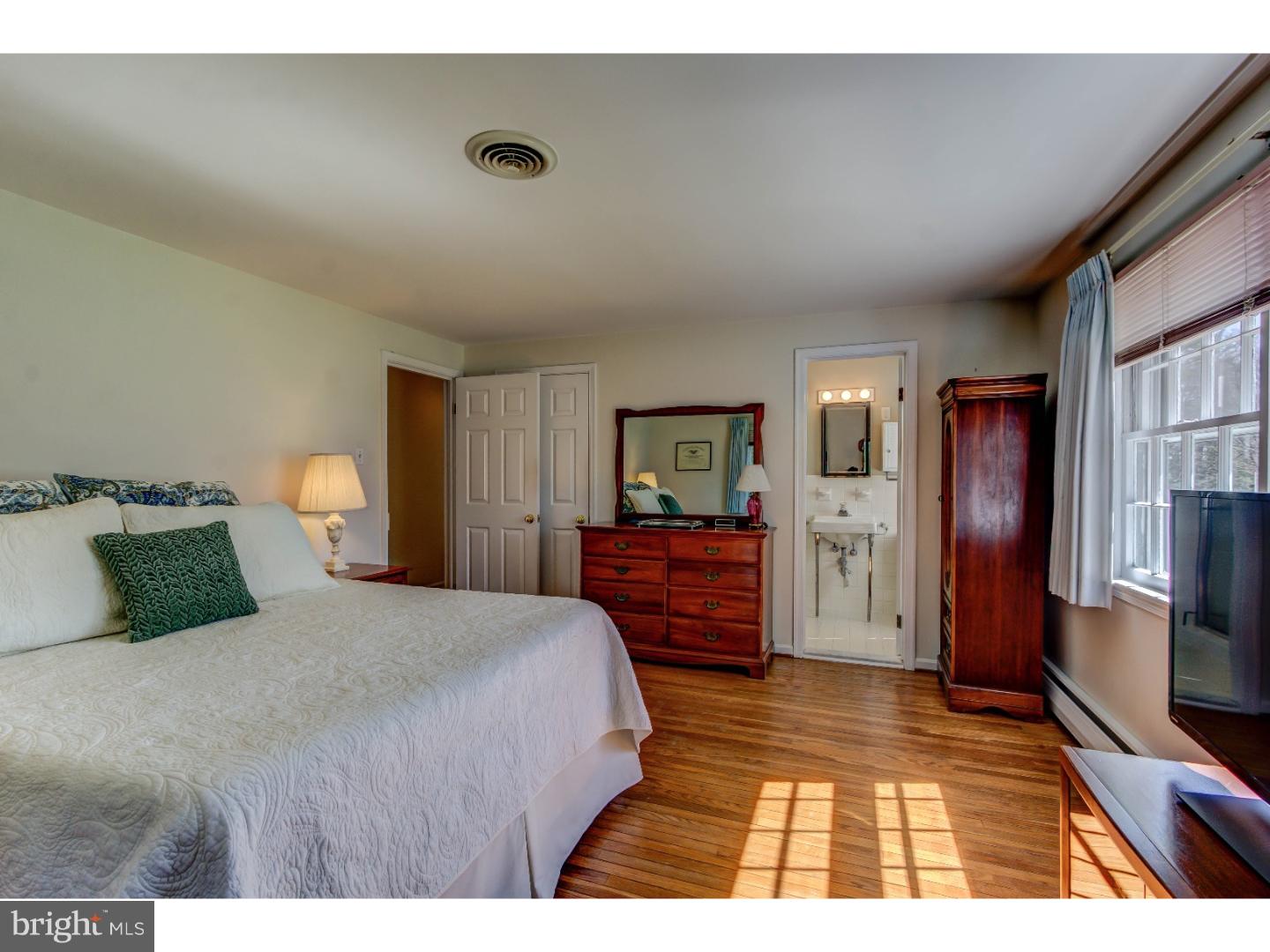 1135 Waterloo Road Berwyn, PA 19312 - Photo 16 of 24 Bedroom - Main