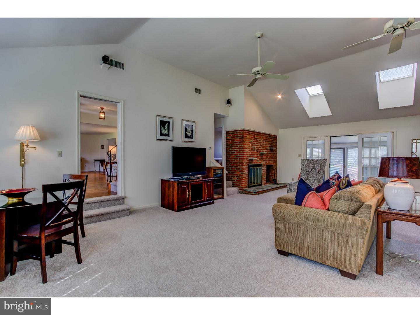 1135 Waterloo Road Berwyn, PA 19312 - Photo 4 of 24 Great Room