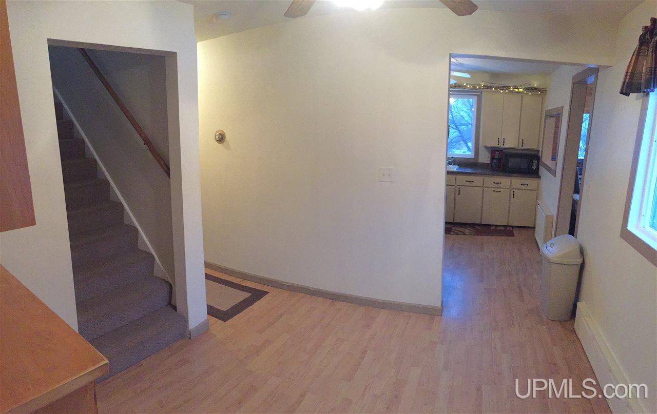478 Washington Street Ishpeming, MI 49849 - Photo 5 of 26 Gallery Image 5