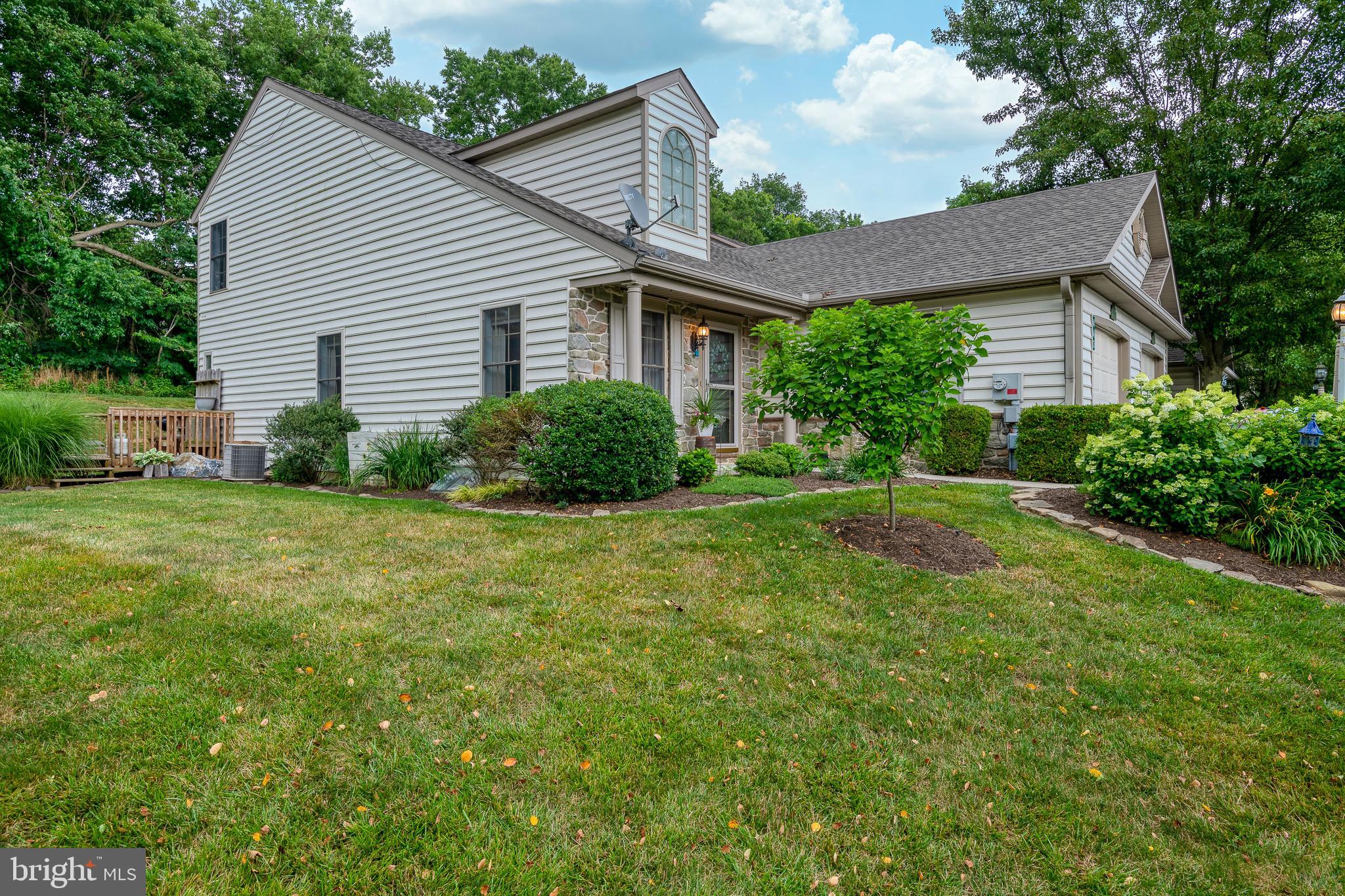 443 Rabbit Hill Lane Lancaster, PA 17603 - Photo 3 of 48 Gallery Image 3