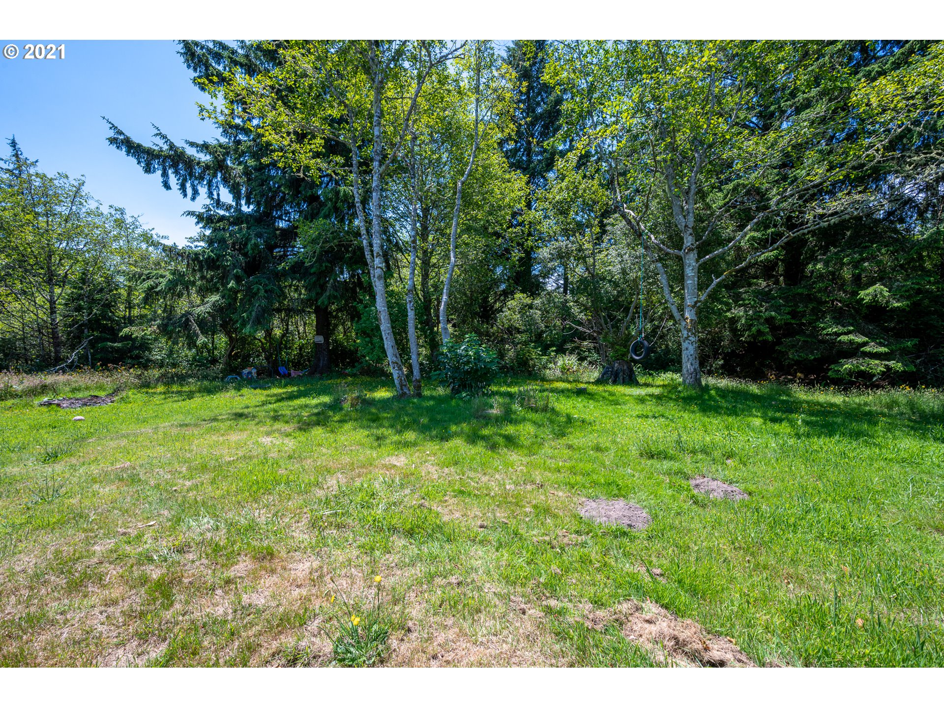 62954 Southwest 10th Road Coos Bay, OR 97420 - Photo 11 of 32 Gallery Image 11