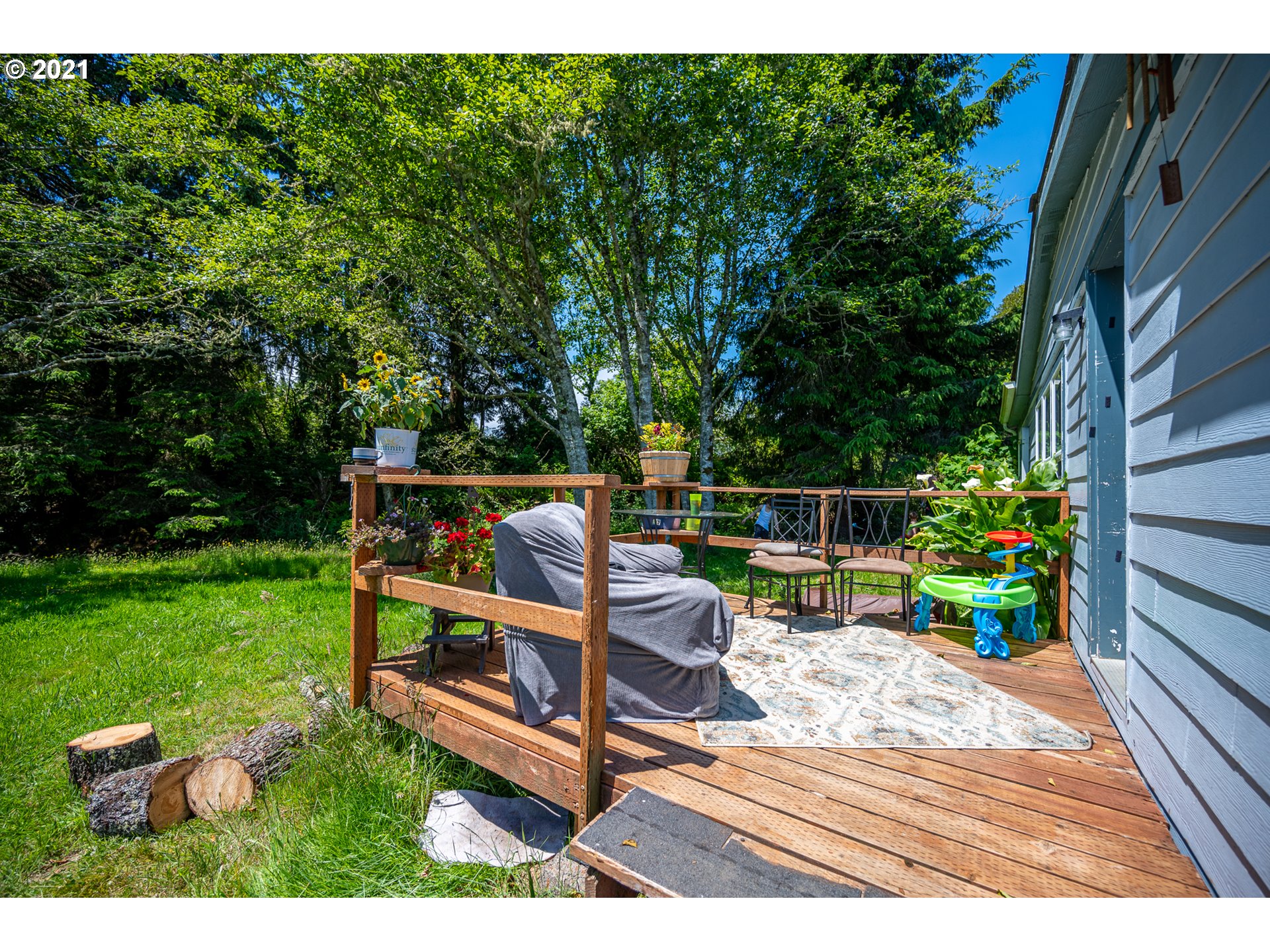 62954 Southwest 10th Road Coos Bay, OR 97420 - Photo 16 of 32 Gallery Image 16