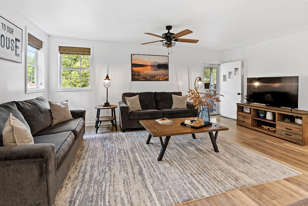 358 Lake Breeze Road Cross Hill, SC 29332 - Photo 5 of 26 Gallery Image 5