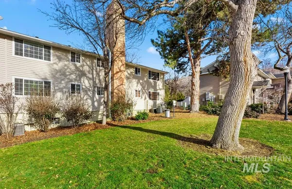 $329,900 | 419 Village Lane, Boise, ID 83702