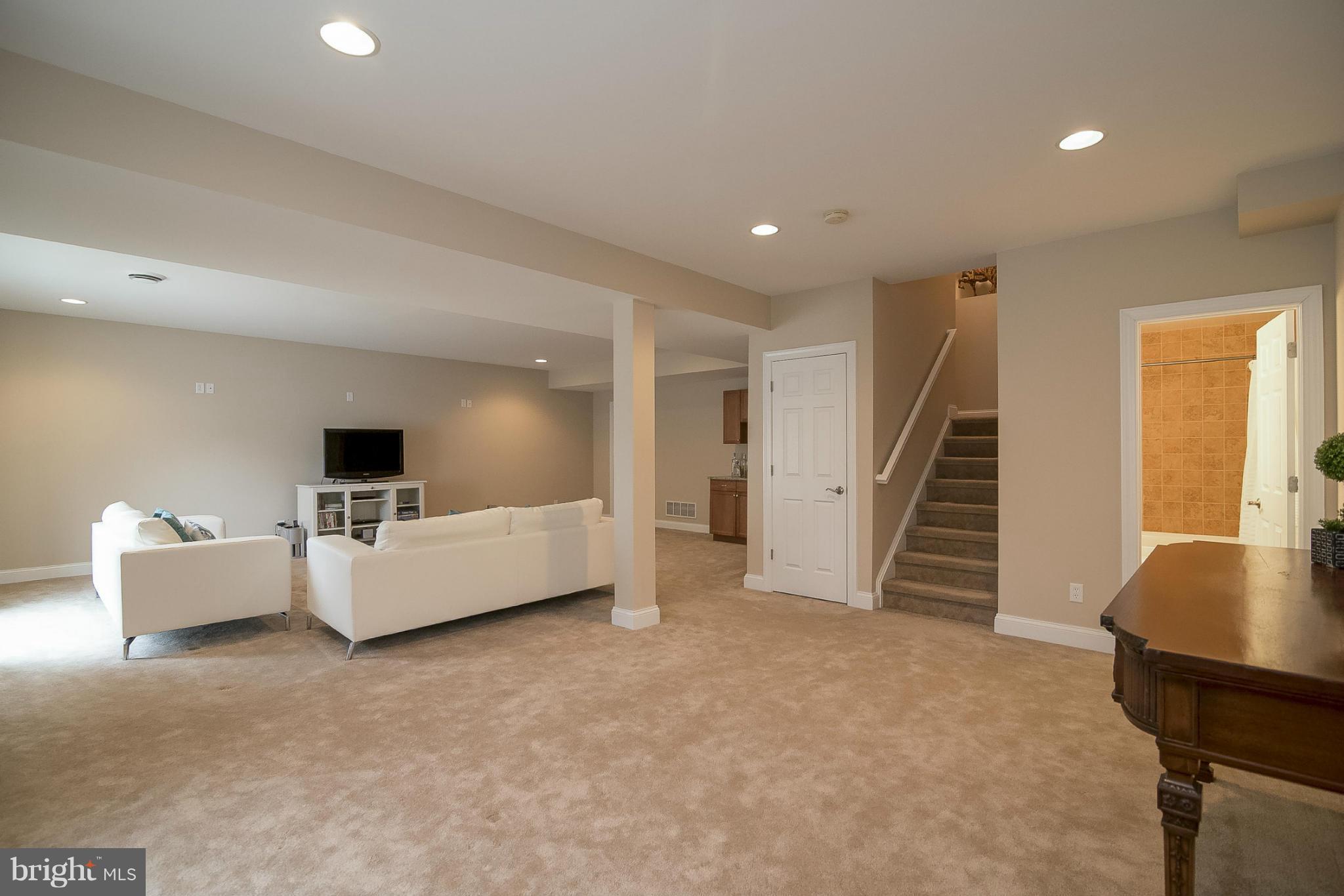 53 Belfast Road Lutherville-Timonium, MD 21093 - Photo 25 of 30 Family Room