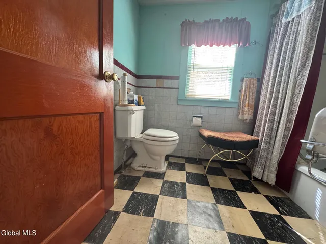 $195,000 | 58 County Rte 56, Ticonderoga, NY 12883