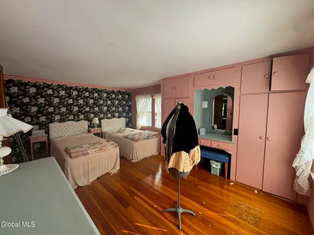 $195,000 | 58 County Rte 56, Ticonderoga, NY 12883