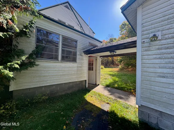 $139,000 | 58 County Rte 56, Ticonderoga, NY 12883