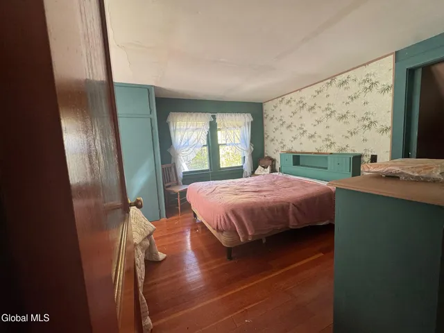 $195,000 | 58 County Rte 56, Ticonderoga, NY 12883