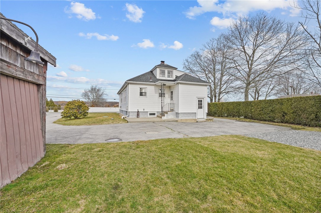771 Pippin Orchard Road Cranston, RI 02921 - Photo 5 of 31