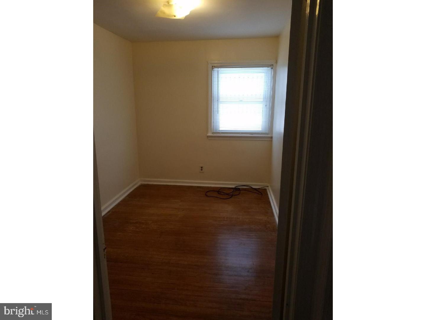 304 Maypole Road Upper Darby, PA 19082 - Photo 7 of 16