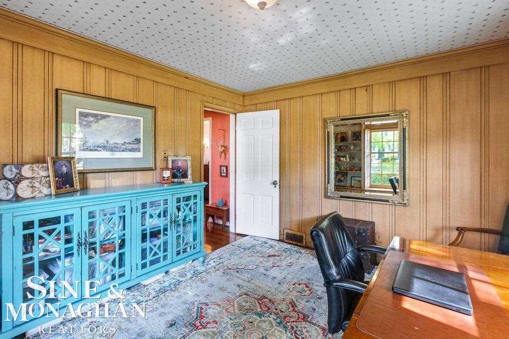 134 Merriweather Road Grosse Pointe, MI 48236 - Photo 19 of 56 50059725-18.JPG