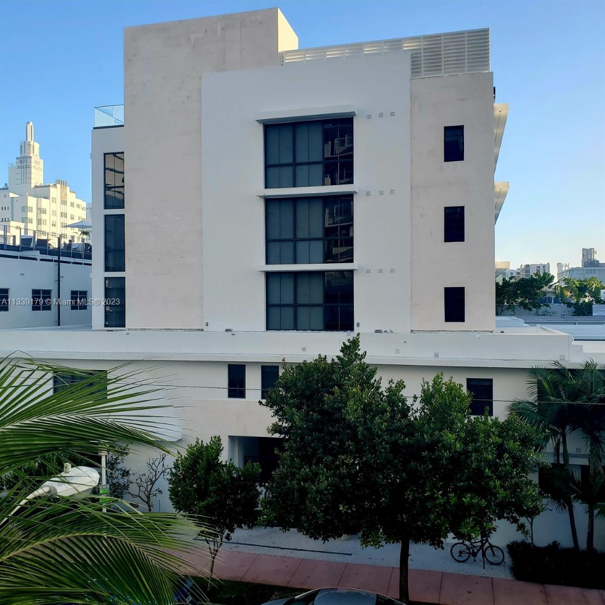 245 18th Street, Unit 403 Miami Beach, FL 33139 - Photo 23 of 30 a house view with a outdoor space