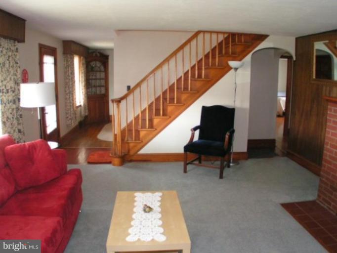 4824 Black Rock Road Hampstead, MD 21074 - Photo 8 of 27 Living Room