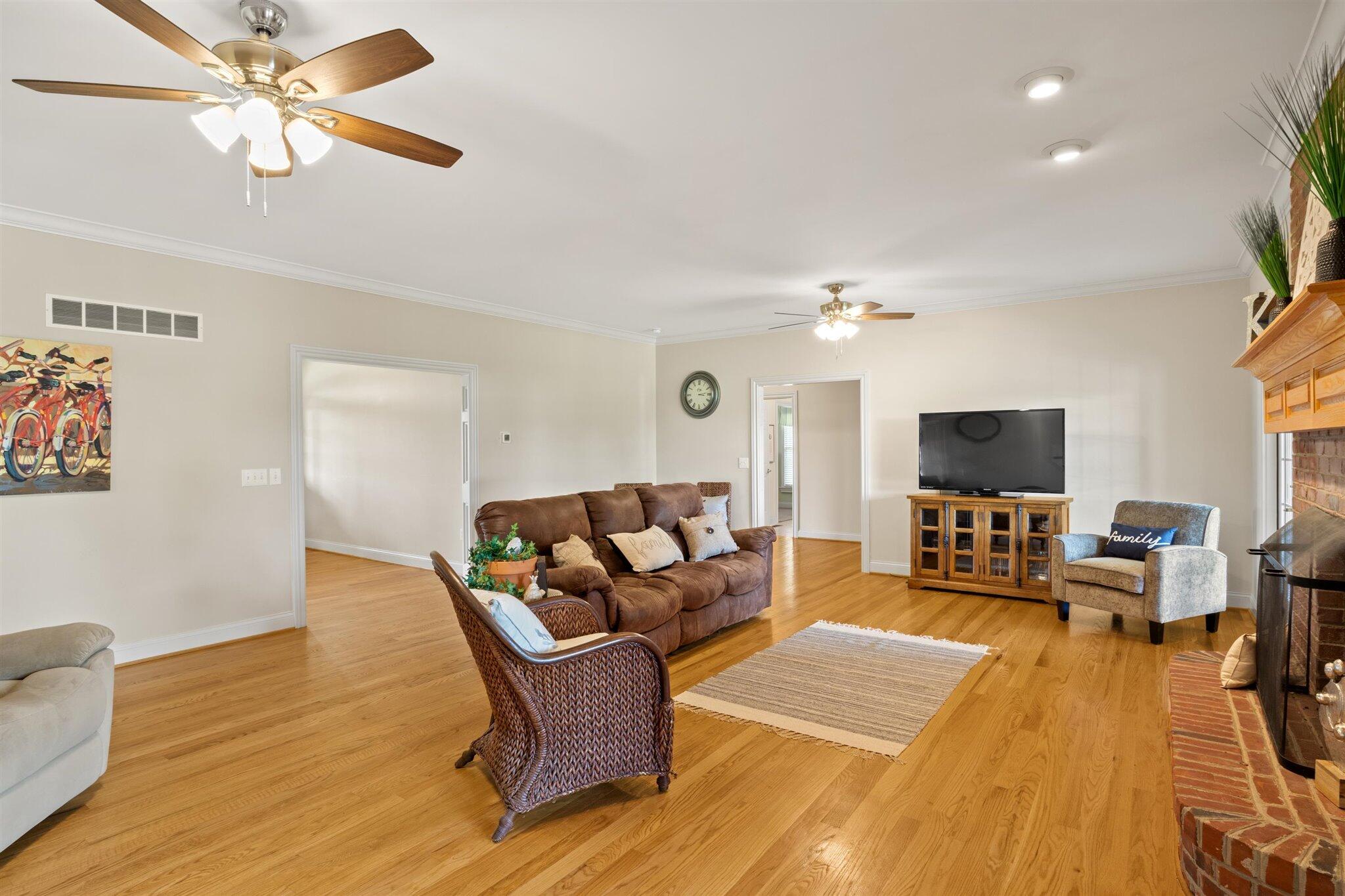 104 Lake Country Road Nicholasville, KY 40356 - Photo 18 of 46 17-MG_0551