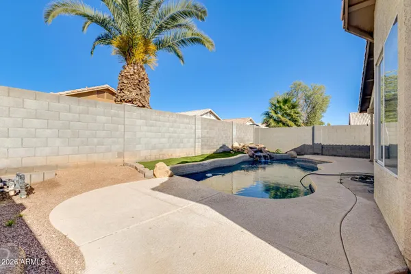 $2,395 | 8642 West Laurel Lane, Peoria, AZ 85345