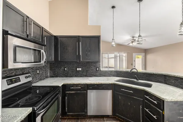 $2,495 | 8642 West Laurel Lane, Peoria, AZ 85345