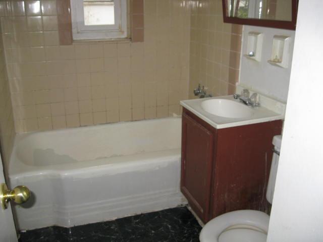 143 North James Road Columbus, OH 43213 - Photo 6 of 8