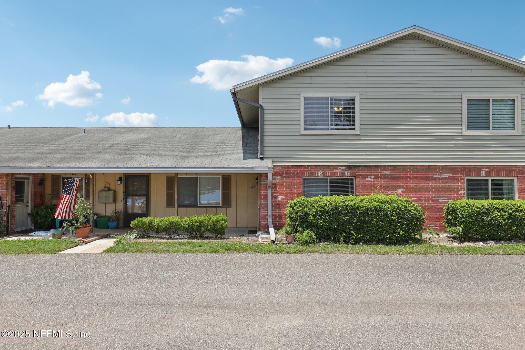 1262 The Grove Road Orange Park, FL 32073 - Photo 10 of 52 1262 The Grove Front