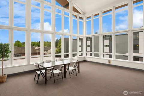 $575,000 | 2501 Canterbury Lane East, Unit 322, Seattle, WA 98112