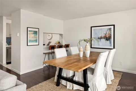 $575,000 | 2501 Canterbury Lane East, Unit 322, Seattle, WA 98112