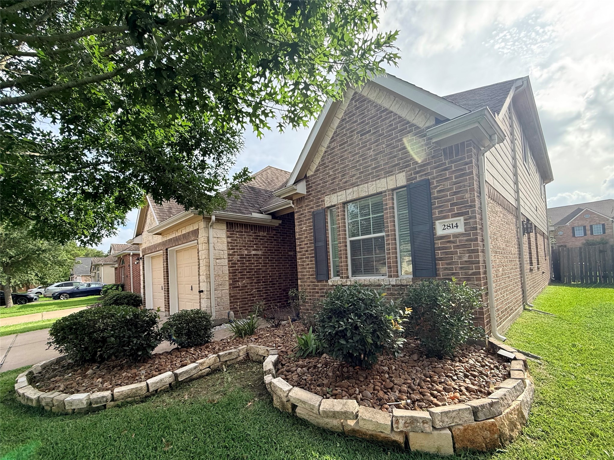 2814 Ridgeglen Lane Houston, TX 77082 - Photo 4 of 36
