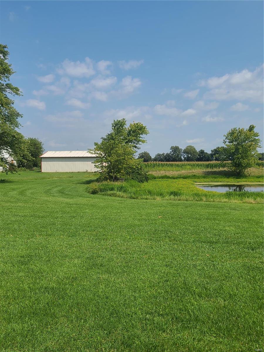 1602 Walnut Road St. Jacob, IL 62281 - Photo 6 of 43