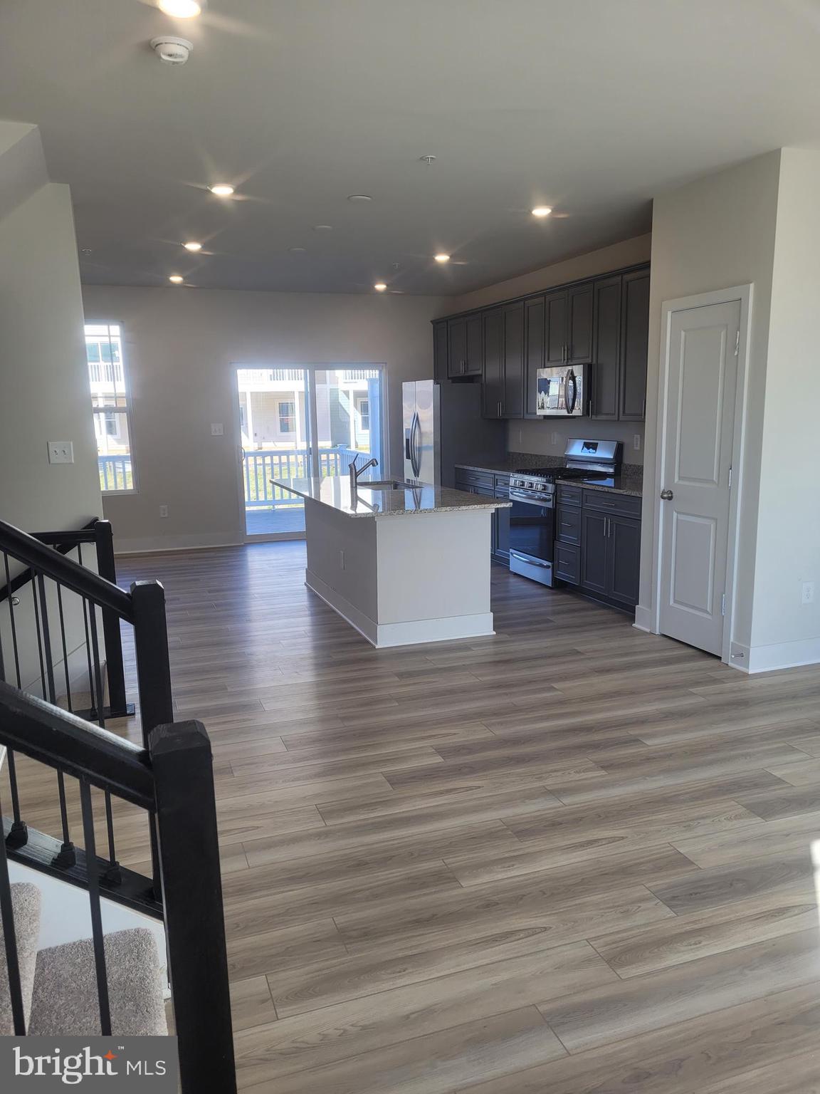 1813 Betterton Road Essex, MD 21221 - Photo 3 of 7 Gallery Image 3