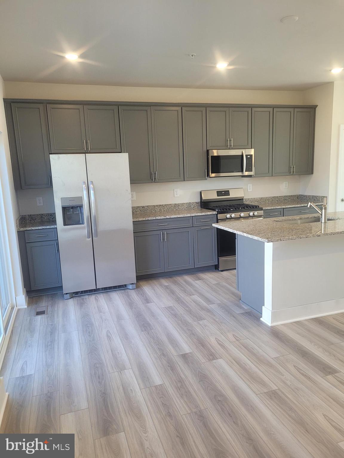 1813 Betterton Road Essex, MD 21221 - Photo 4 of 7 Gallery Image 4