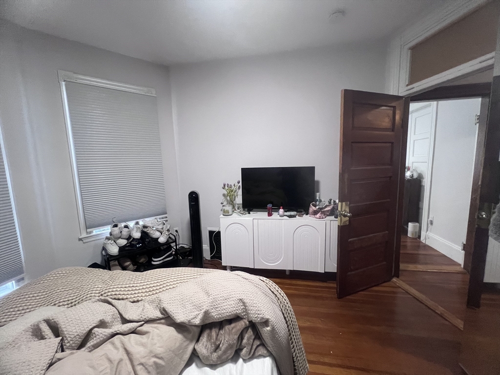 181 M Street, Unit 2 Boston, MA 02127 - Photo 11 of 26