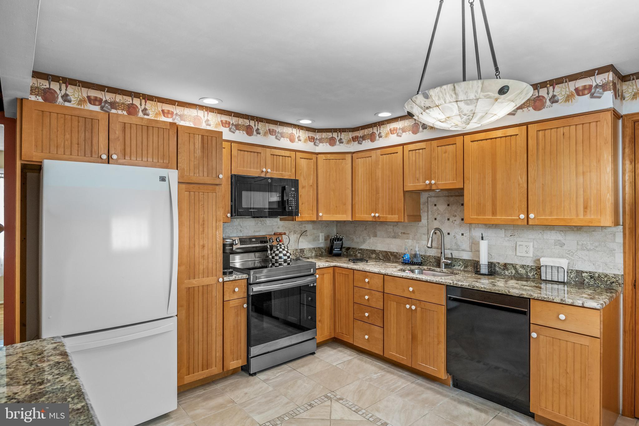 209 Yardley Road Delran, NJ 08075 - Photo 11 of 25