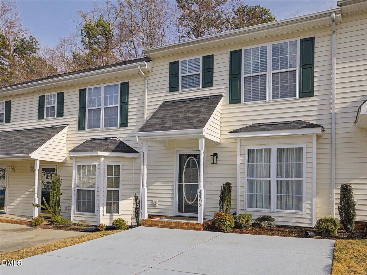 4805 Tanglewood Oaks Street Raleigh, NC 27610 - Photo 3 of 59
