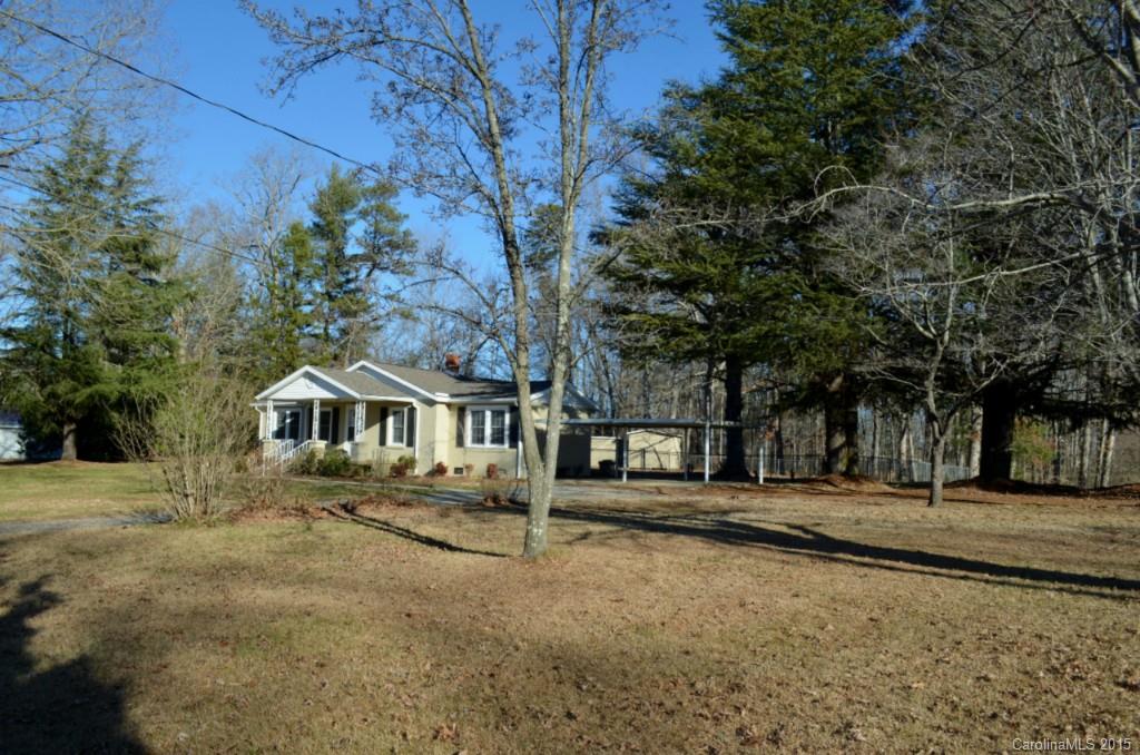 1318 Cape Hickory Road Hickory, NC 28601 - Photo 11 of 23 Gallery Image 11